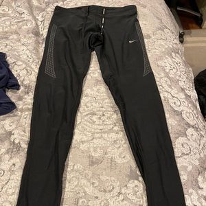 Nike dri fit leggings